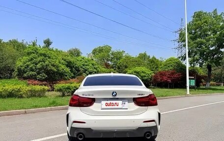 BMW 1 серия, 2022 год, 1 700 000 рублей, 7 фотография