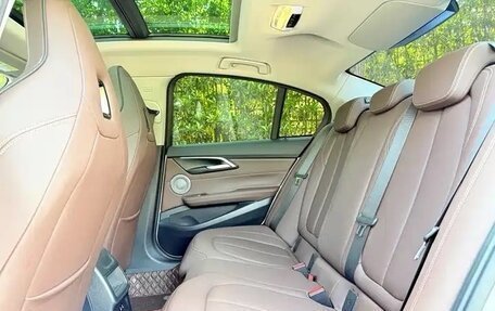 BMW 1 серия, 2022 год, 1 700 000 рублей, 12 фотография