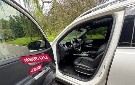 Mercedes-Benz GLB, 2022 год, 2 200 000 рублей, 9 фотография