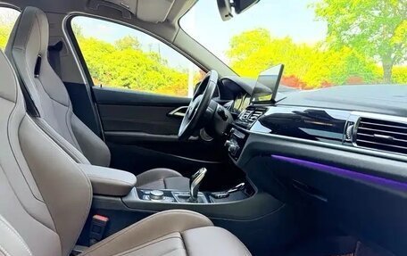 BMW 1 серия, 2022 год, 1 700 000 рублей, 15 фотография