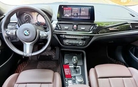 BMW 1 серия, 2022 год, 1 700 000 рублей, 14 фотография