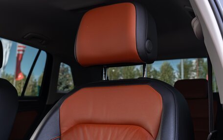 Volkswagen Tiguan II, 2018 год, 3 369 999 рублей, 12 фотография