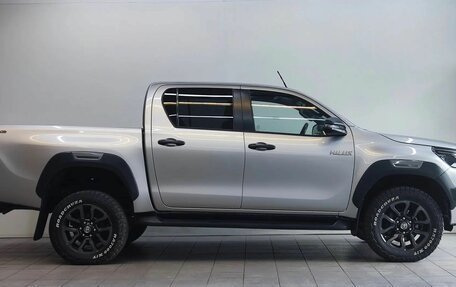 Toyota Hilux VIII, 2020 год, 3 750 000 рублей, 4 фотография