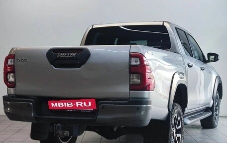 Toyota Hilux VIII, 2020 год, 3 750 000 рублей, 5 фотография