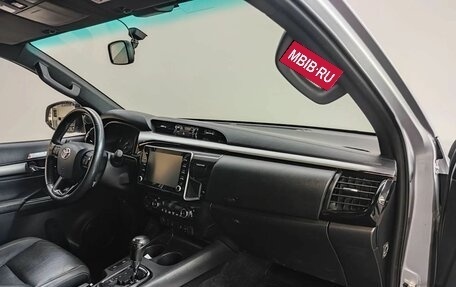 Toyota Hilux VIII, 2020 год, 3 750 000 рублей, 19 фотография