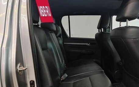 Toyota Hilux VIII, 2020 год, 3 750 000 рублей, 23 фотография