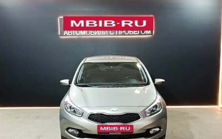 KIA cee'd III, 2013 год, 950 000 рублей, 2 фотография