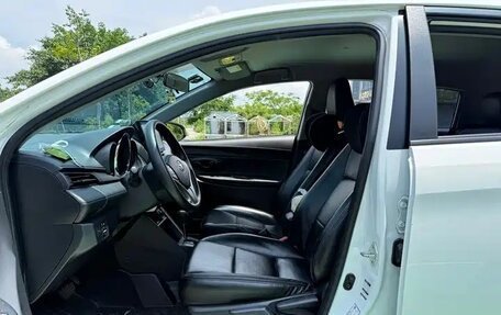 Toyota Yaris XP150 рестайлинг, 2022 год, 1 180 334 рублей, 6 фотография