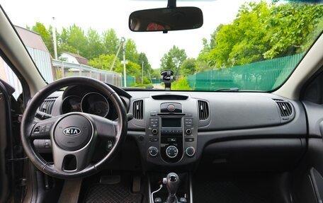 KIA Cerato III, 2010 год, 800 000 рублей, 4 фотография