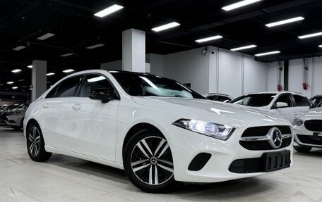 Mercedes-Benz A-Класс, 2022 год, 1 800 666 рублей, 1 фотография