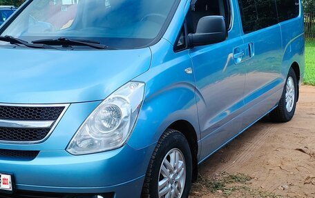 Hyundai Grand Starex Grand Starex I рестайлинг 2, 2009 год, 1 550 000 рублей, 2 фотография