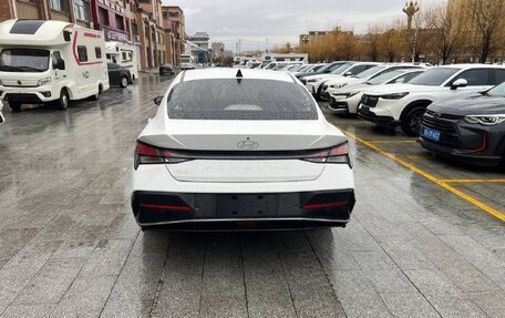 Hyundai Elantra, 2022 год, 1 400 000 рублей, 6 фотография