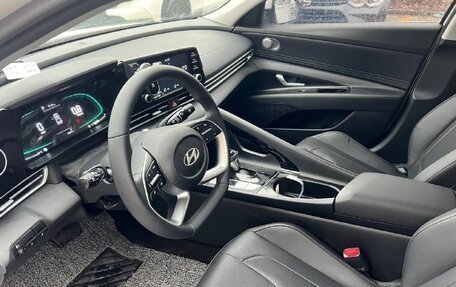 Hyundai Elantra, 2022 год, 1 400 000 рублей, 7 фотография