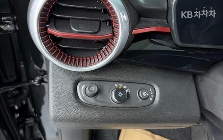Chevrolet Trax, 2023 год, 1 390 500 рублей, 12 фотография