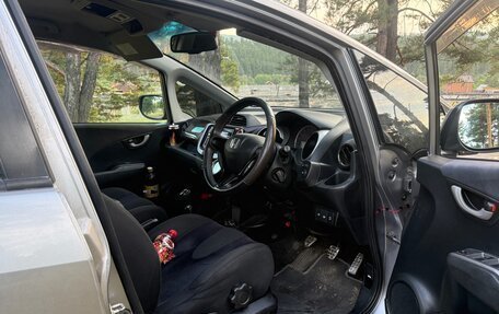 Honda Fit III, 2009 год, 800 000 рублей, 5 фотография