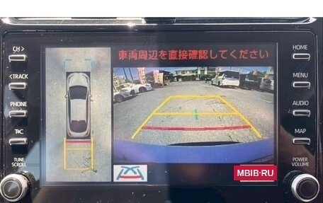 Toyota Prius IV XW50, 2022 год, 1 650 000 рублей, 10 фотография