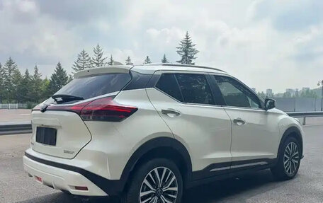 Nissan Kicks I, 2022 год, 1 242 000 рублей, 6 фотография