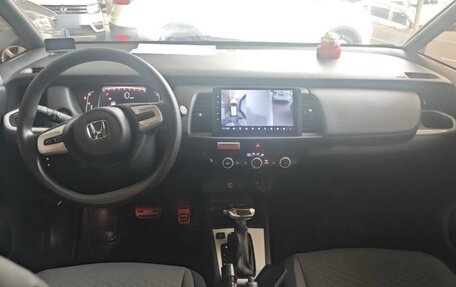 Honda Fit, 2023 год, 1 700 000 рублей, 10 фотография