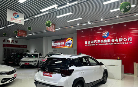 Toyota Yaris XP150 рестайлинг, 2022 год, 1 214 007 рублей, 6 фотография