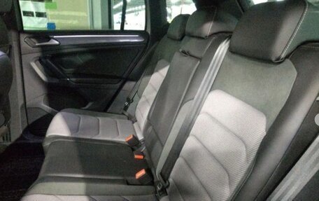 Volkswagen Tiguan II, 2016 год, 2 190 000 рублей, 11 фотография