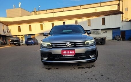 Volkswagen Tiguan II, 2016 год, 2 190 000 рублей, 13 фотография