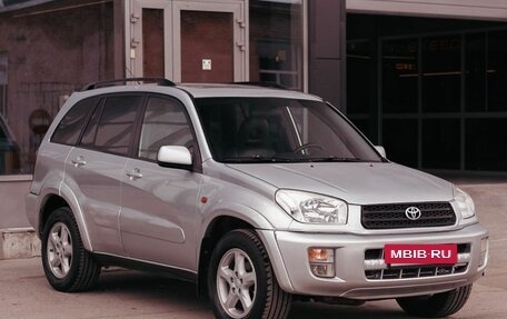 Toyota RAV4, 2000 год, 770 000 рублей, 3 фотография