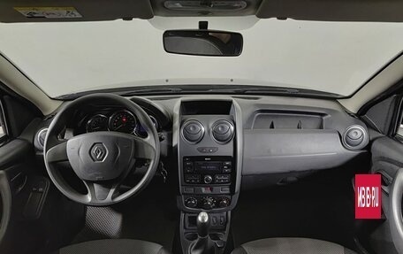 Renault Duster I рестайлинг, 2017 год, 875 000 рублей, 17 фотография