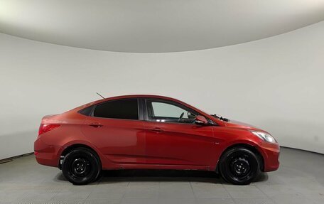 Hyundai Solaris II рестайлинг, 2011 год, 435 000 рублей, 5 фотография