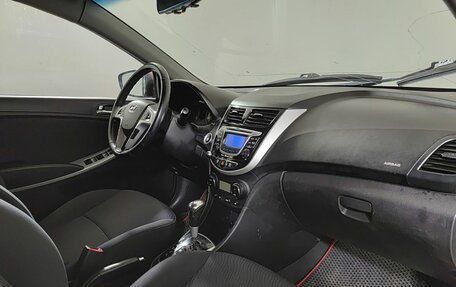 Hyundai Solaris II рестайлинг, 2011 год, 435 000 рублей, 13 фотография
