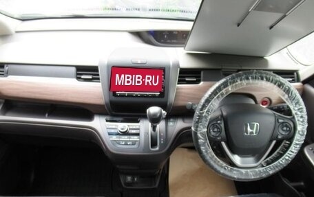 Honda Freed II, 2023 год, 1 200 000 рублей, 8 фотография