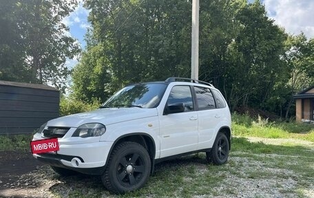 Chevrolet Niva I рестайлинг, 2016 год, 590 000 рублей, 8 фотография