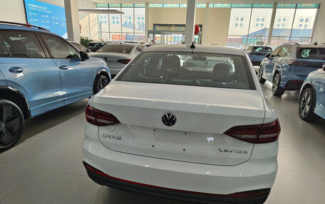 Volkswagen Lavida, 2023 год, 1 054 007 рублей, 4 фотография