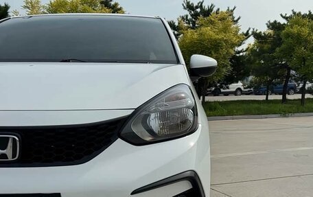 Honda Fit, 2022 год, 950 088 рублей, 4 фотография