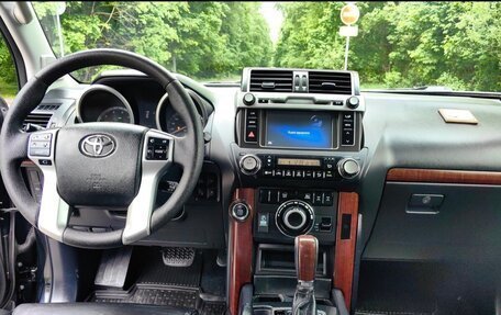 Toyota Land Cruiser Prado 150 рестайлинг 2, 2016 год, 3 500 000 рублей, 5 фотография