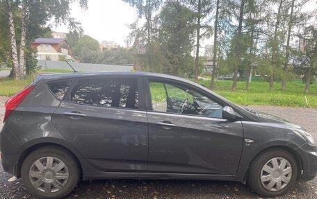 Hyundai Solaris II рестайлинг, 2014 год, 640 000 рублей, 3 фотография