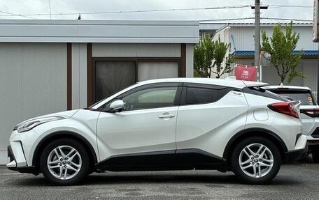 Toyota C-HR I рестайлинг, 2021 год, 1 517 009 рублей, 8 фотография