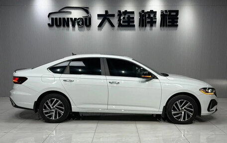 Volkswagen Lavida, 2022 год, 1 141 007 рублей, 8 фотография