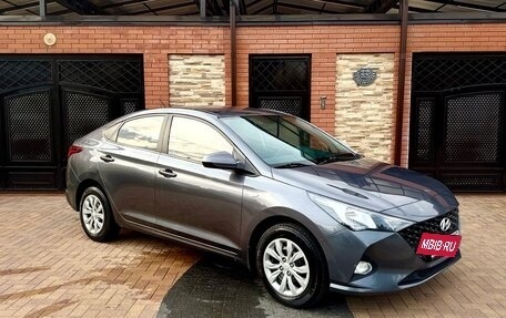 Hyundai Solaris II рестайлинг, 2021 год, 1 400 000 рублей, 3 фотография