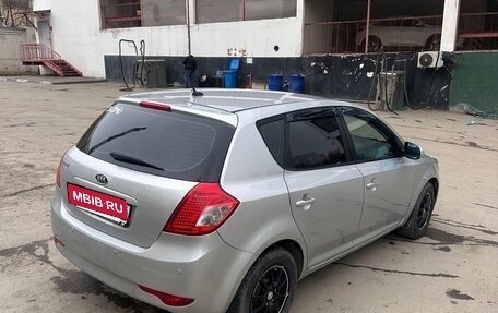 KIA cee'd I рестайлинг, 2010 год, 600 000 рублей, 2 фотография