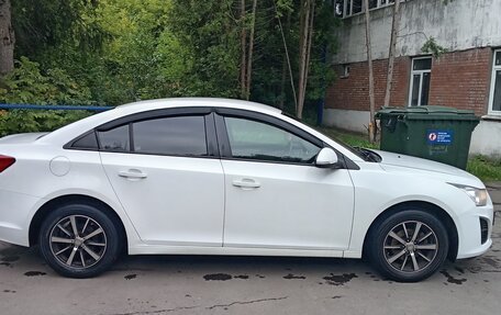 Chevrolet Cruze II, 2014 год, 610 000 рублей, 3 фотография