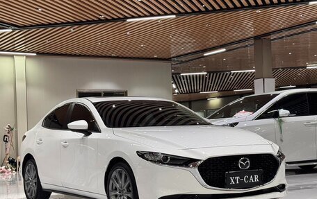 Mazda 3, 2022 год, 1 400 000 рублей, 3 фотография