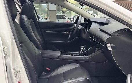 Mazda 3, 2022 год, 1 400 000 рублей, 9 фотография