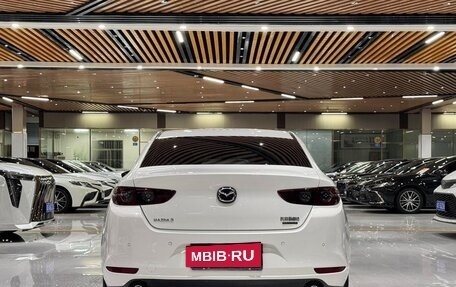 Mazda 3, 2022 год, 1 400 000 рублей, 5 фотография
