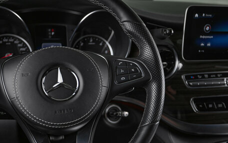 Mercedes-Benz V-Класс, 2023 год, 11 490 000 рублей, 17 фотография