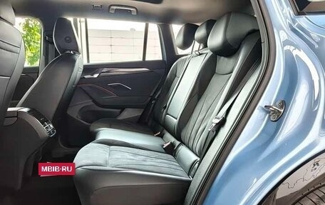 Volkswagen Tiguan, 2025 год, 14 фотография