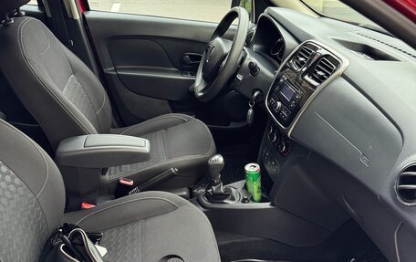 Renault Logan II, 2015 год, 800 000 рублей, 11 фотография
