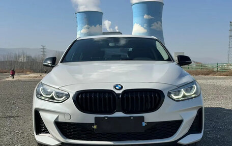 BMW 1 серия, 2022 год, 1 641 007 рублей, 2 фотография
