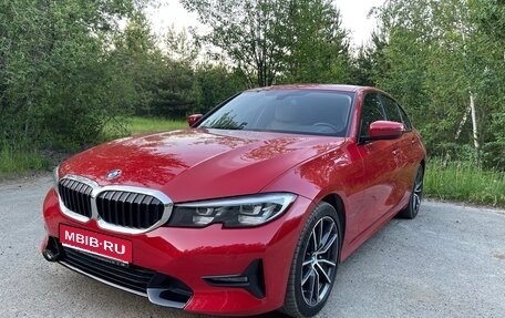 BMW 3 серия, 2019 год, 3 850 000 рублей, 1 фотография