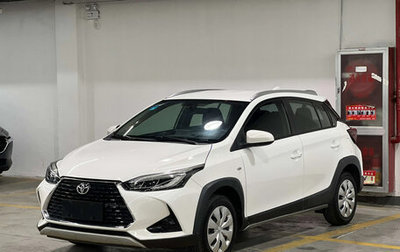 Toyota Yaris XP150 рестайлинг, 2022 год, 1 087 007 рублей, 1 фотография