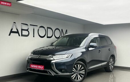 Mitsubishi Outlander III рестайлинг 3, 2018 год, 2 124 000 рублей, 1 фотография